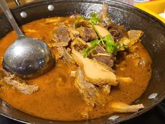 -霄汉牛三鲜湖北砂锅菜(万松园2店)