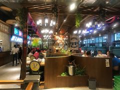 大堂-老长沙湘菜馆(凤凰路店)