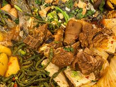 -田家大院东北农家菜铁锅炖(西安总店)
