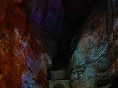 -八奇洞景区