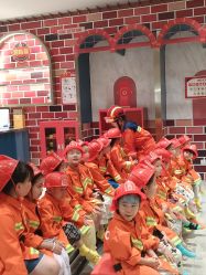 -奈尔宝家庭中心·亲子餐厅(鄞州万达店)