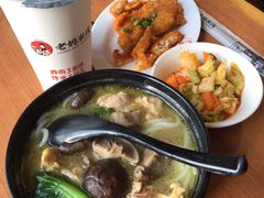 -老妈米线(港龙店)