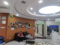 -雅悦齿科(顾村公园店)