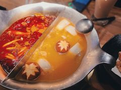 红颜花胶鸡锅-湊湊火锅·茶憩(杭州湖滨银泰in77店)