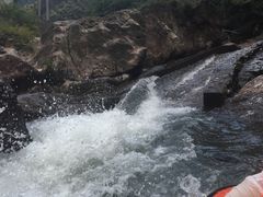 景点-安吉龙王山峡谷漂流
