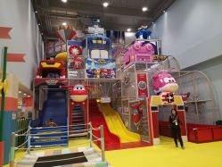 -乐多星球潮玩中心(沈阳嘉里城店)