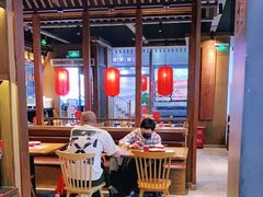 -关东小磨东北菜(碧江广场店)