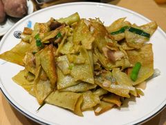 -深巷家味馆.湖北头牌红烧鱼头拌饭(黄陂店)