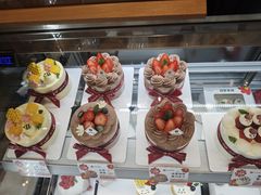 -花花卷卷·鲜食蛋糕(静安久光百货店)
