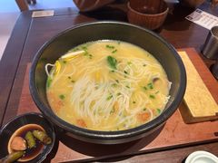 -银米·云南传统过桥米线(双廊黑金冠店)