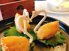 栗茸天鹅酥-白天鹅宾馆-宏图府餐厅