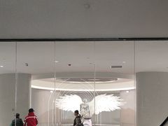 -涨巢·潮玩水疗局