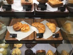 -星巴克(广州百信广场东区店)