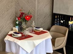 -普朗姆生蚝牛排馆 The Plump Oyster(成都摩方购物中心店)