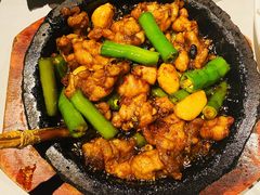 石锅杭椒牛蛙-桂满陇-西湖船宴(西单大悦城店)