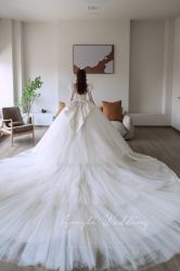 -艾米丽婚纱礼服