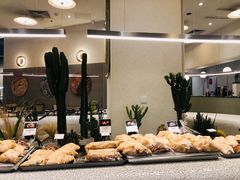 面包甜点陈列柜-OUR Bakery(SKP-S店)