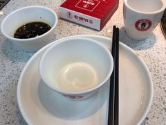 -老佛爷铜炉蛙锅(海岸城店)