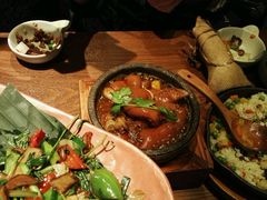 -云海肴·汽锅鸡·云南菜(天山百盛优客店)