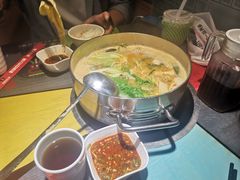 -四季喧黔味豆米火锅(万达广场店)