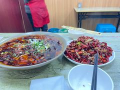 水煮蹄花-豆花饭(新华路店)