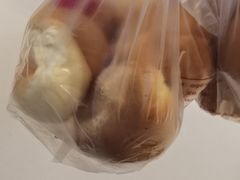 -白玉兰食品甜凤店(合生汇店)