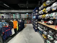 -迪卡侬(环球港店)