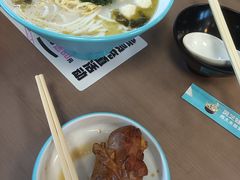 -灵芝妹子海鲜米线(香炉礁山姆店)