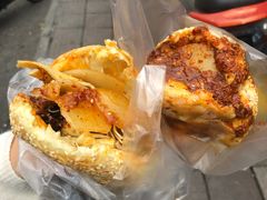 -老鼓楼麻辣烫夹馍