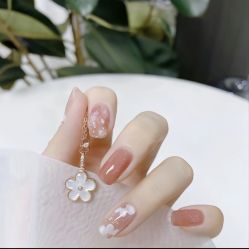 -悦指间美甲美睫