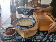 -桥香园过桥米线(国贸店)