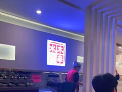 -毛辣果·贵州红酸汤牛肉火锅(西单店)