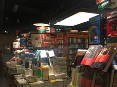 -西西弗书店&矢量咖啡(壹方购物中心店)