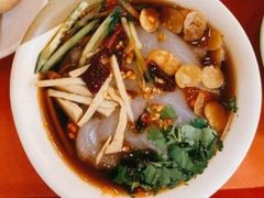 -顺溜·手工刀削面·黑金店(铜锣湾店)