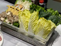 -红鼎豆捞·非遗鲍皇汤火锅(宝丰路店)