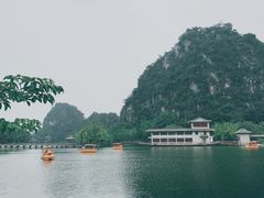 -星湖旅游景区七星岩