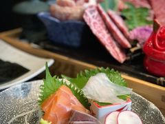 -铭牛烧肉·和牛海鲜自助(高新月牙湖店)