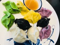 五味海鲜水饺拼盘-东莱馋房(陆家嘴店)