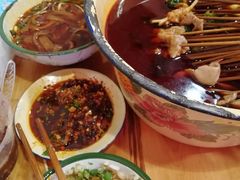-拈签一笑黄牛肉辣卤串串