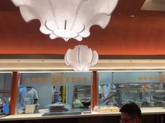 -锅飘飘·东北铁锅炖(雨花客厅店)
