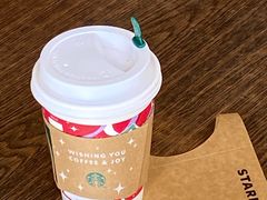 -星巴克臻选(莘庄仲盛店)