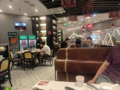 -八合里潮汕鲜牛肉火锅(上海汇智广场店)