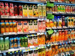 -中百仓储超市有限公司(越秀星汇维港店)