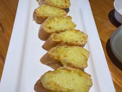 烤芝士蒜香面包-hallch好吃餐厅(奥体中心店)