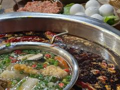 腊肉汤圆-正南齊北重庆老火锅(光华村直营店)