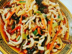 -乡土特色.冷锅鱼.牦牛肉汤锅