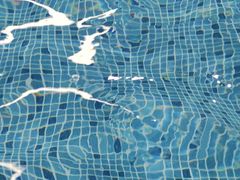 -嘻游纪亲子游泳中心(天佑城店)