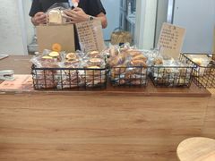 -雀食面包店(钟楼店)