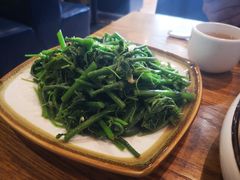 清炒豆苗-妈妈的味道(和顺古镇店)