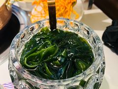 -洪氏嗨捞·广东猪肚鸡·椰子鸡火锅(西咸万象城店)
